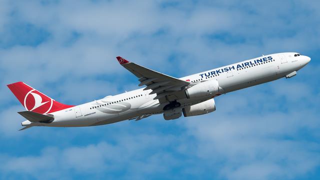 TC-JNN:Airbus A330-300:Turkish Airlines